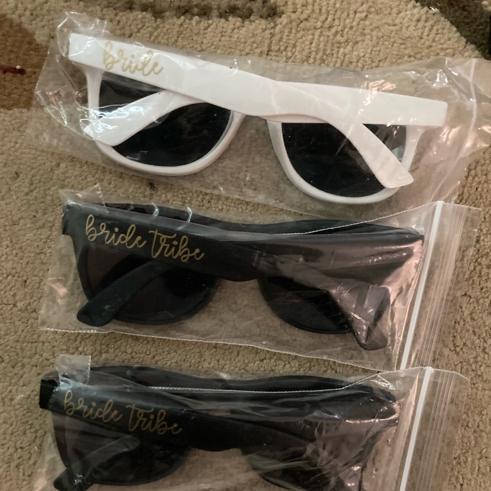 Bride and 6 bride tribe sunglasses